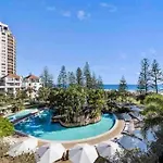 Gold Coast Calypso Resort, Coolangatta Beach