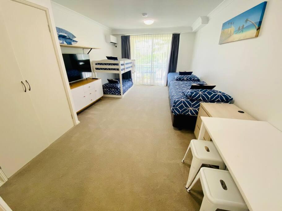 Calypso Resort, Coolangatta * Gold Coast